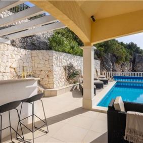 3 Bedroom Villa in Uvala Ljubljeva near Trogir, sleeps 6-7